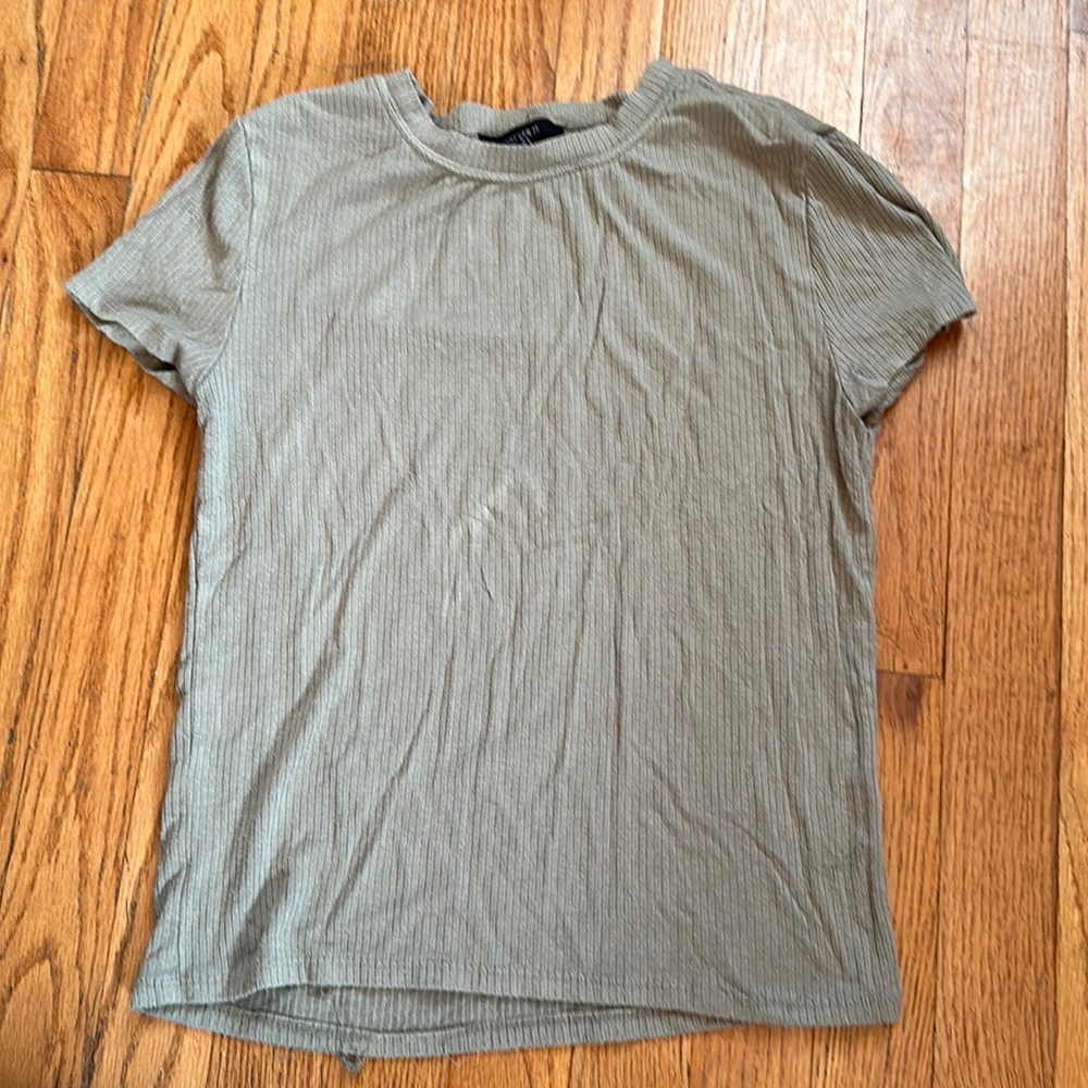 Forever 21 green crop top